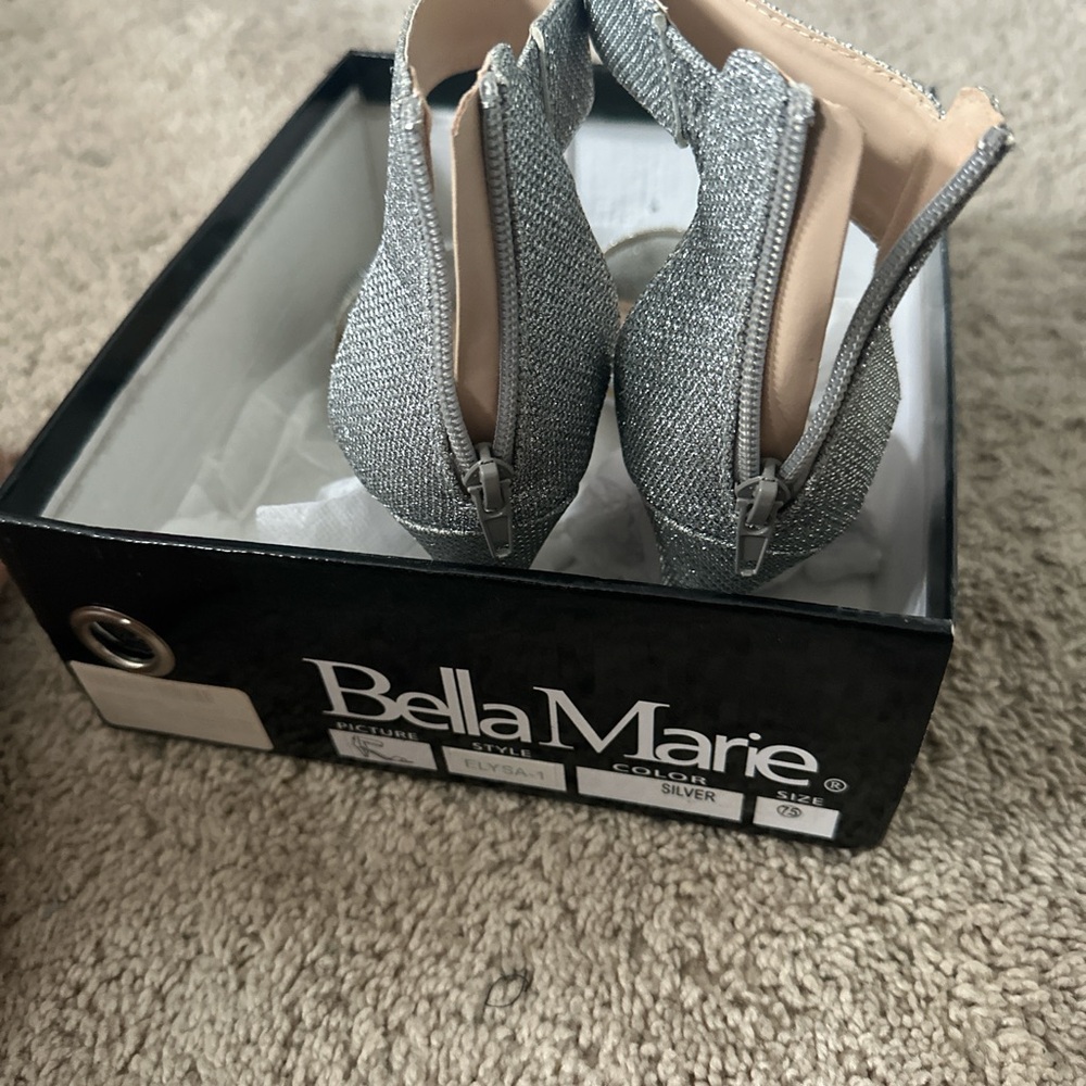 bella marie silver sparkling heels 7.5, fairly worn